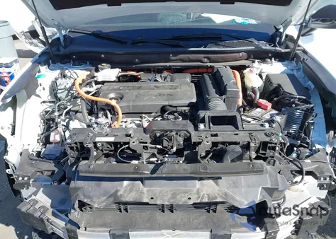 2024 Honda Cr-V Hybrid Sport Touring from USA, damaged, VIN 7FARS6H92RE076927